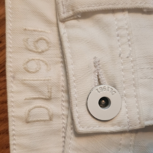 DL1961 Florence 4away 360 comfort Jeans White Sz 26 Premium denim stretch - Picture 4 of 11